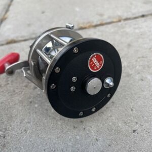 Vintage Immec 11-P Fishing Casting Reel Japan (Works)